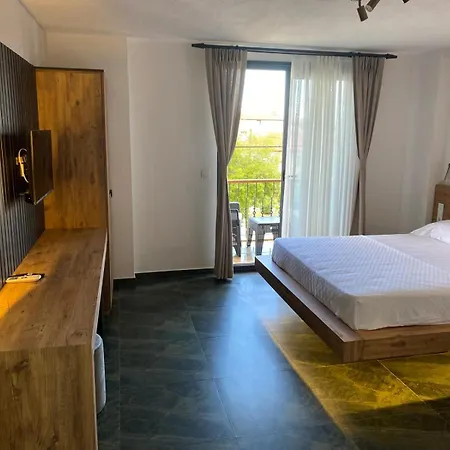 Olives Tree فندق مبيت وإفطار داتْشا